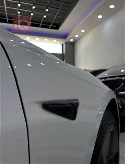 تسلا موديل 3